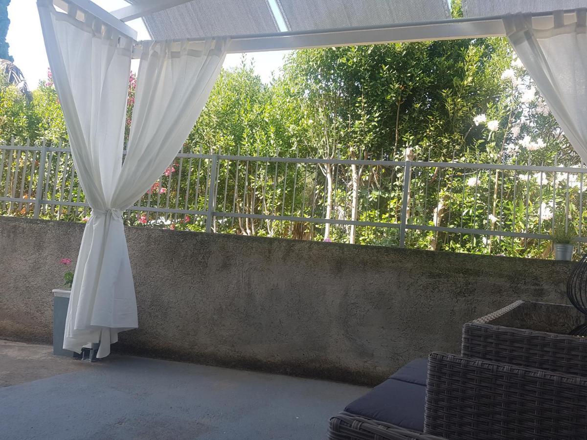 Apartments Dijan Sukošan Kültér fotó
